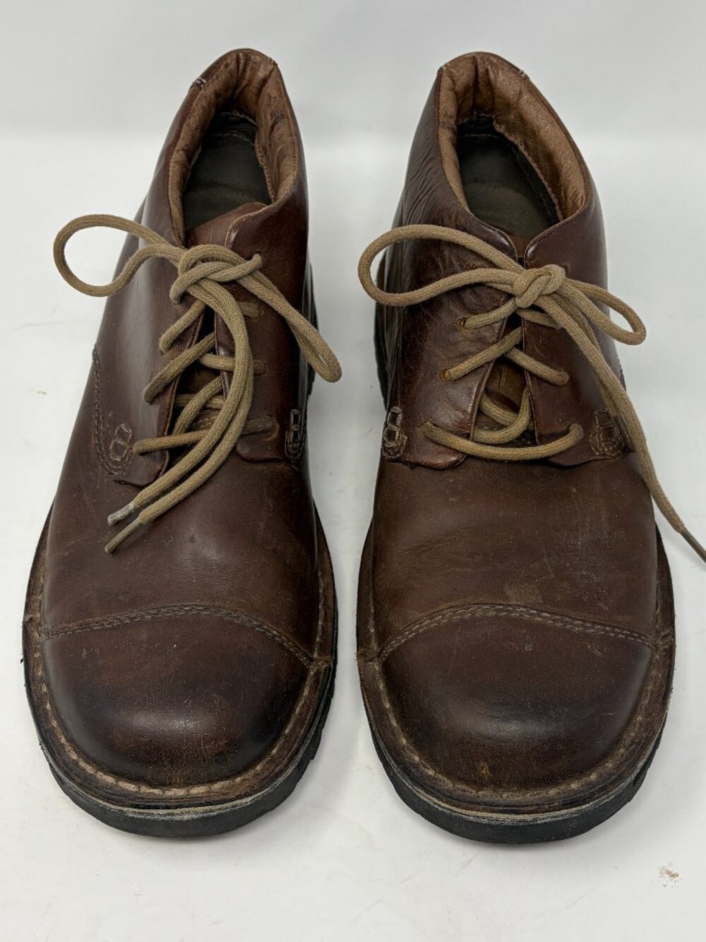 Keen men's brown chukka boots US 9 ankle leather lace up